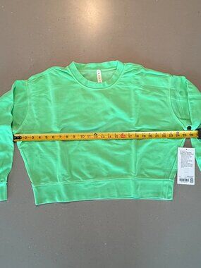 Lululemon Perfectly Oversized Cropped Crew Neon Wash Scream Green Size 8
